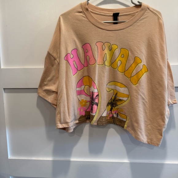 Wild Fable Hawaii Cropped Graphic T-Shirt - Tan - Picture 2 of 7